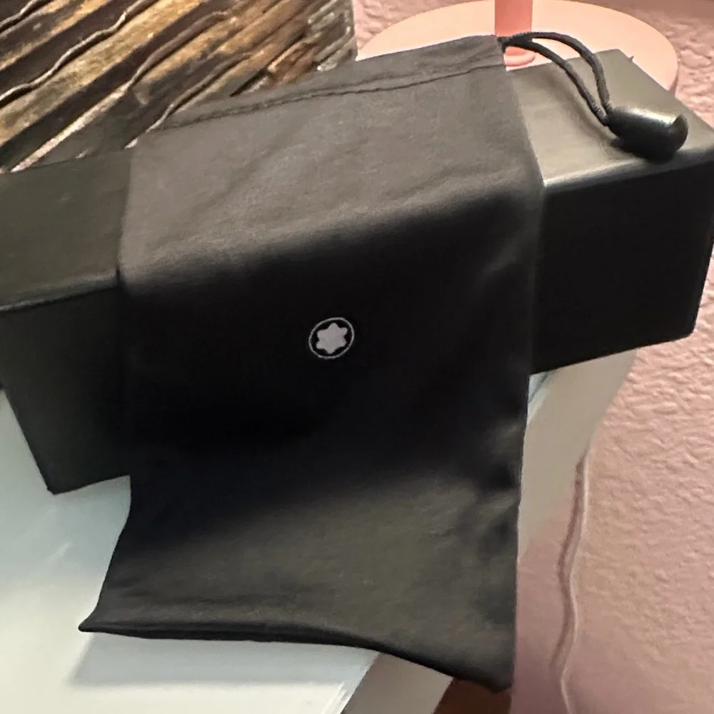 Montblanc Elegant Black Box - Picture 4 of 4